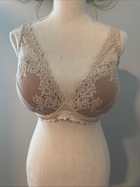 Intimissimi Beige Lace Plunge Bra